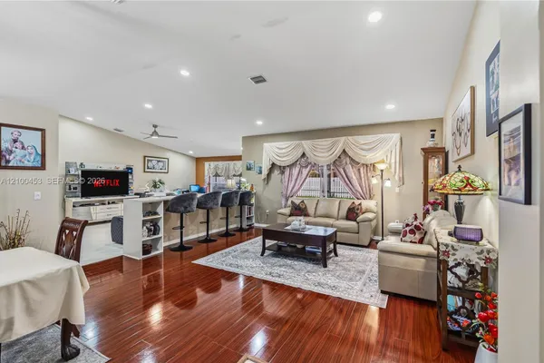 1130 NW 133RD TER