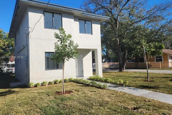 2934 NW 44TH ST