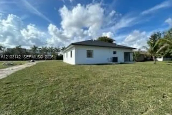 3330 NW 101ST ST