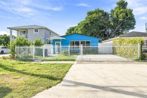 2932 NW 58TH ST