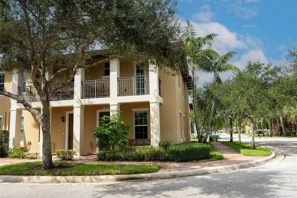1104 SW 146TH TER