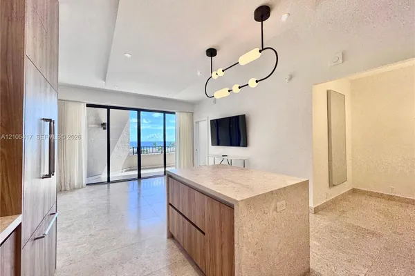 201 CRANDON BLVD 605