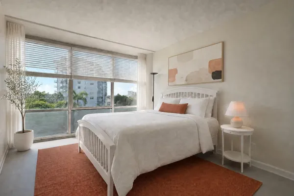 900 BAY DR 413