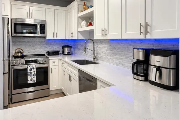 9471 EVERGREEN PL 307