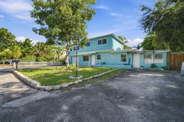 766 NW 42ND ST
