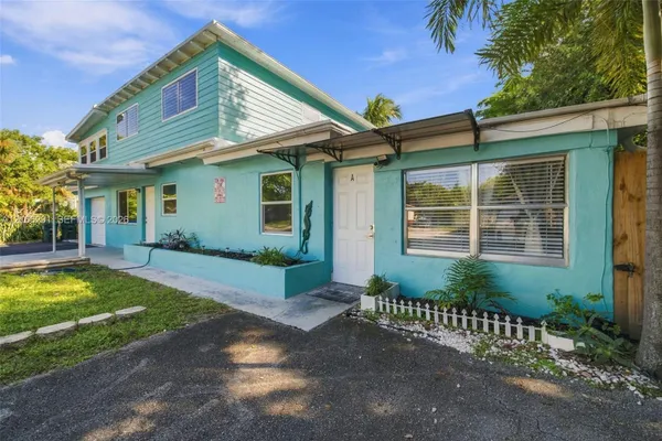 766 NW 42ND ST