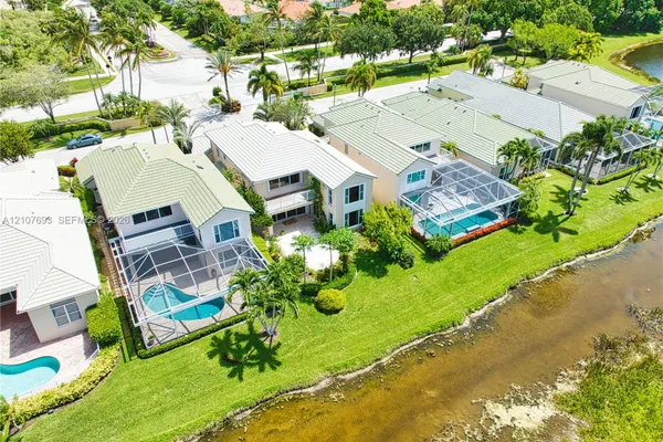 1207 GENERAL POINTE TRCE