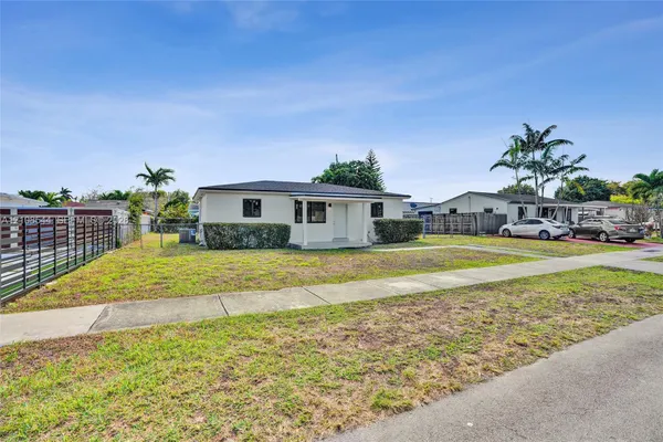 10100 SW 38TH TER