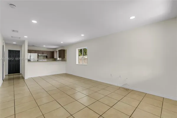 2425 NW 52ND ST