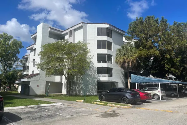 8335 SW 152ND AVE B-304