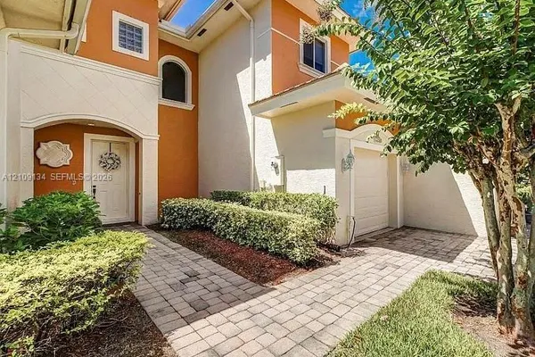 2529 STOCKBRIDGE SQ