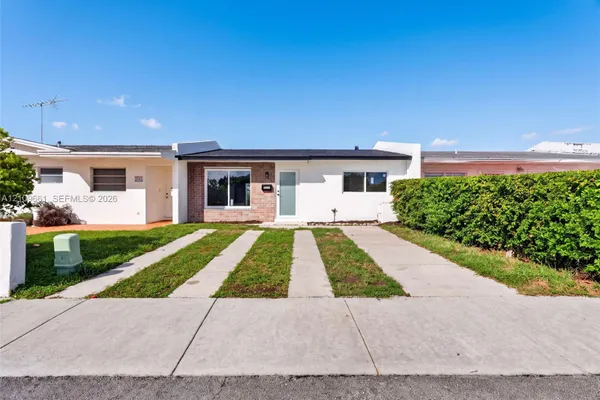 2058 SW 102ND CT