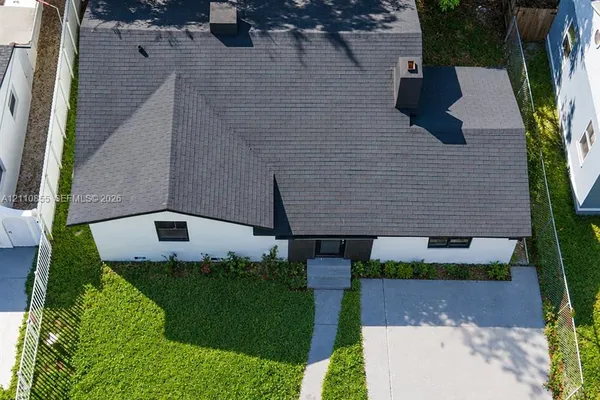 854 NW 76TH ST