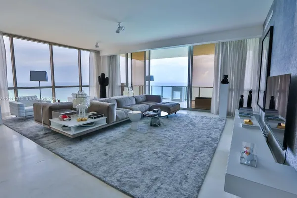 17749 COLLINS AVE 3101