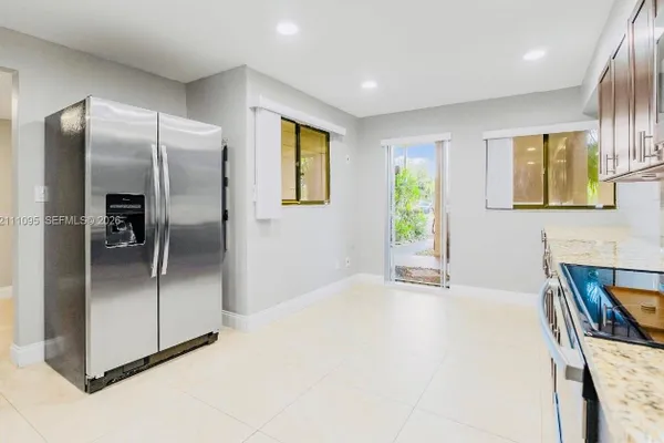 120 SW 96TH TER 104