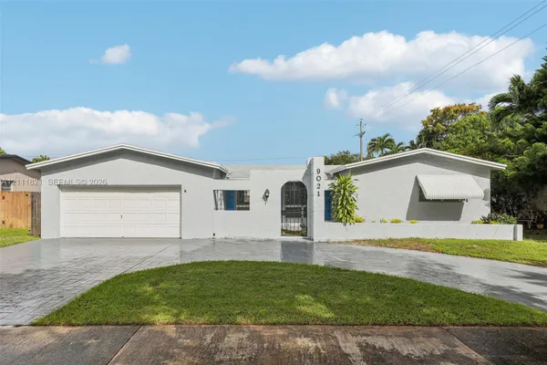 9021 SW 55TH CT