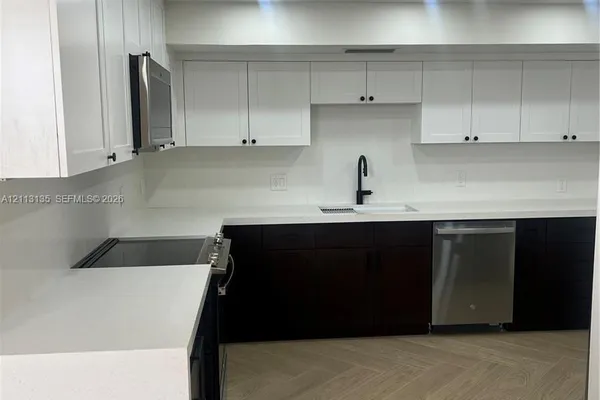 1600 S OCEAN DR 3A