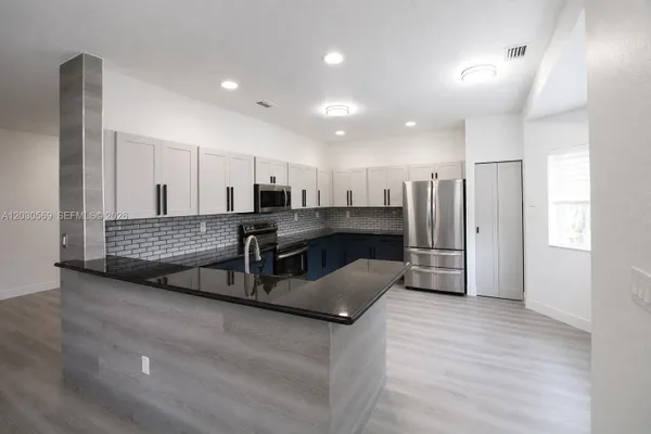 2564 SW 147TH PATH