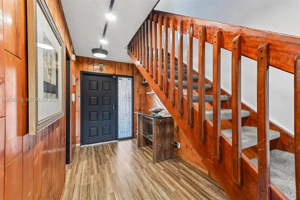 207 NW 45TH AVE