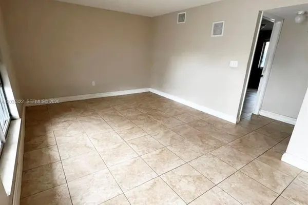 1999 NW 5TH PL 2