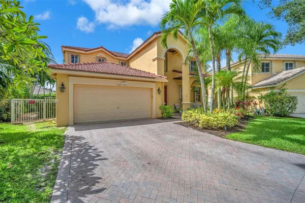 4110 LAUREL RIDGE CIR