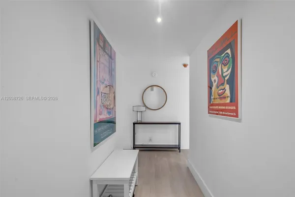 150 OCEAN LANE DR 7C