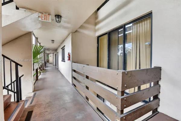 120 SW 96TH TER 204