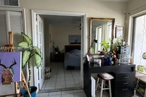 2000 BIARRITZ DR 404