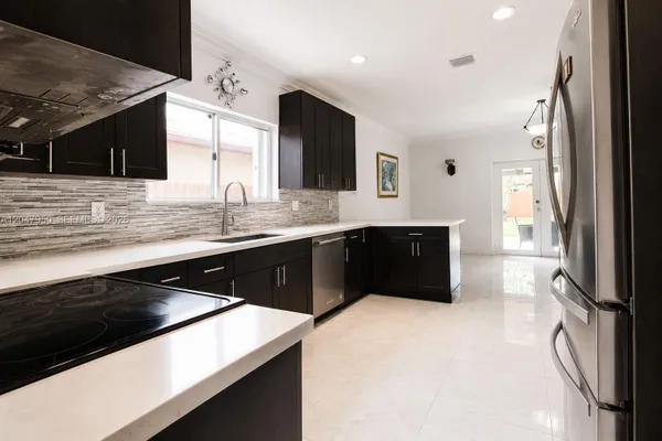 1351 NE 41ST PL