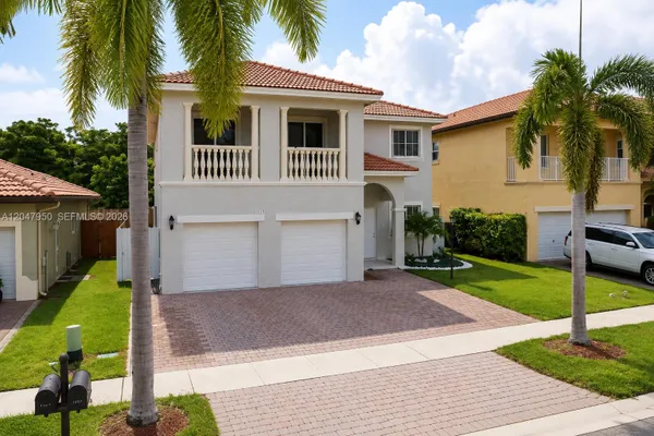 1351 NE 41ST PL
