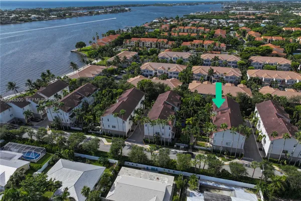 132 OCEAN CAY WAY