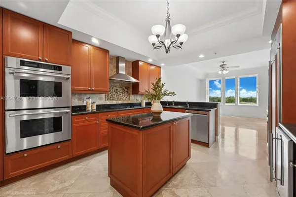 13621 DEERING BAY DR 502