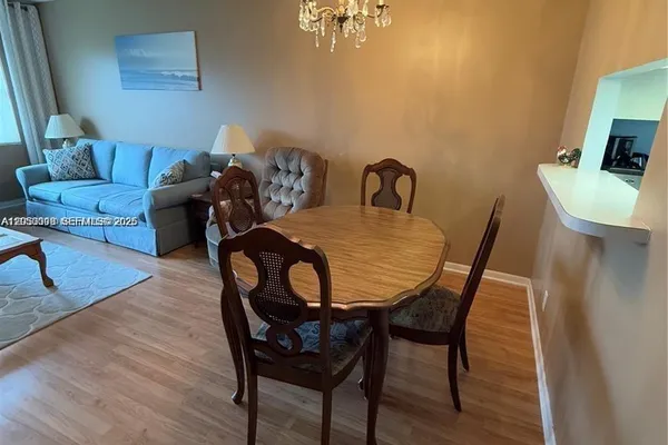 4441 NW 16TH ST J308