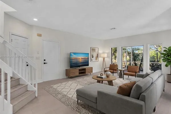 11407 LAKEVIEW DR 4-A