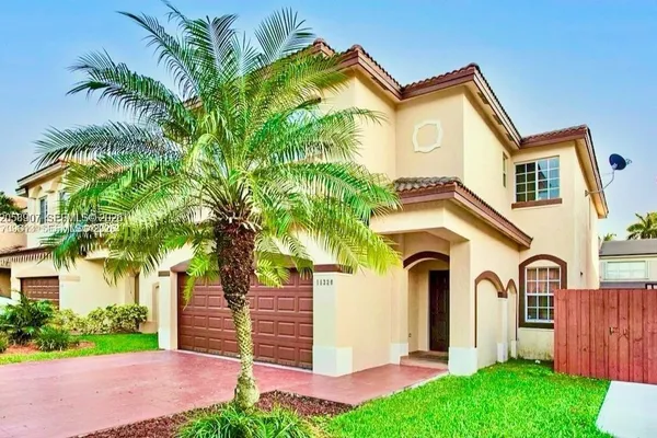 11320 NW 43RD TER