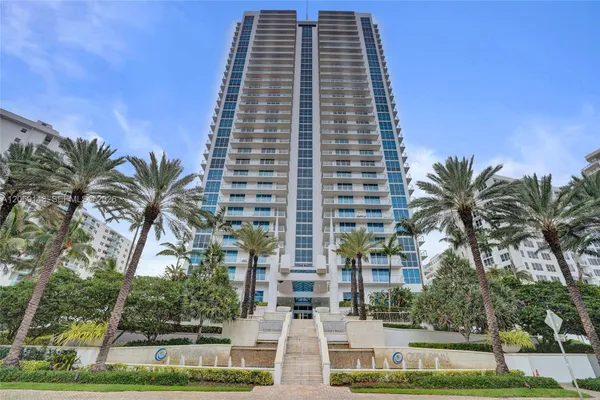 3101 S OCEAN DR 3607