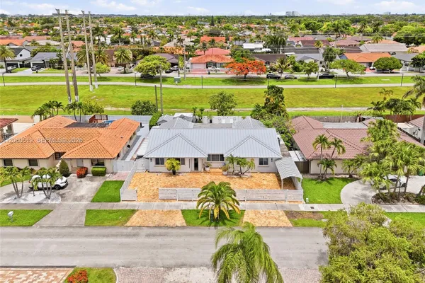 323 NW 136TH PL