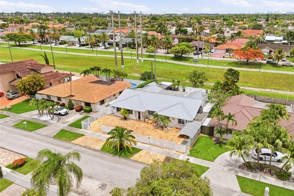 323 NW 136TH PL