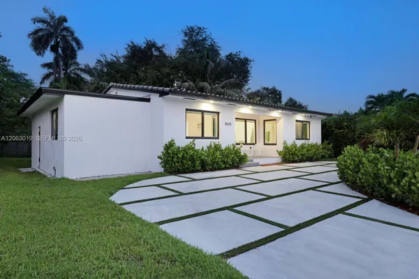 8635 N MIAMI AVE