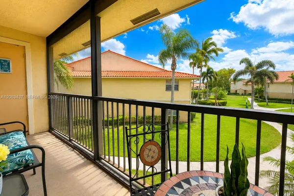 1239 SW 46TH AVE 904