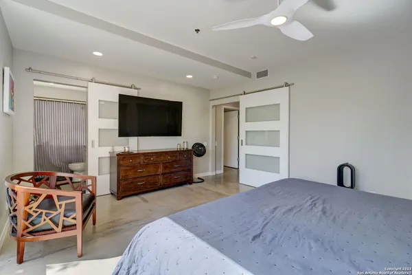 1115 S ALAMO ST 2307