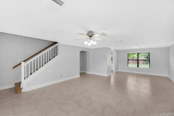 7607 WOLLER PL