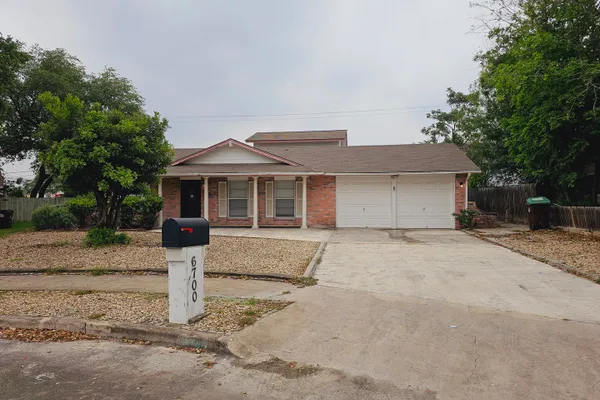 6700 YELLOW ROSE ST