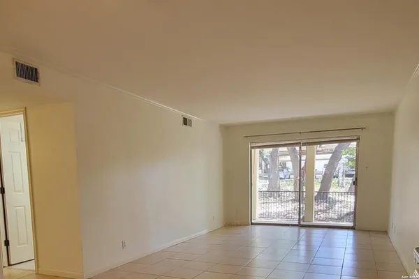 8702 VILLAGE DR 204