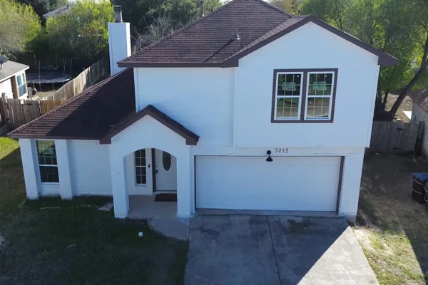 5243 FOUNTAIN LK