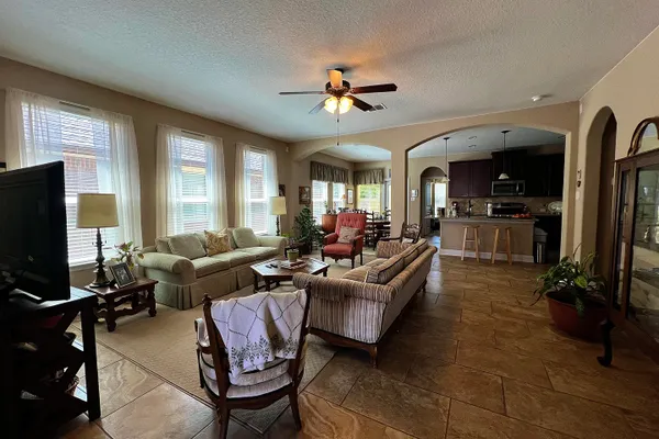 26010 SHADY ACRES