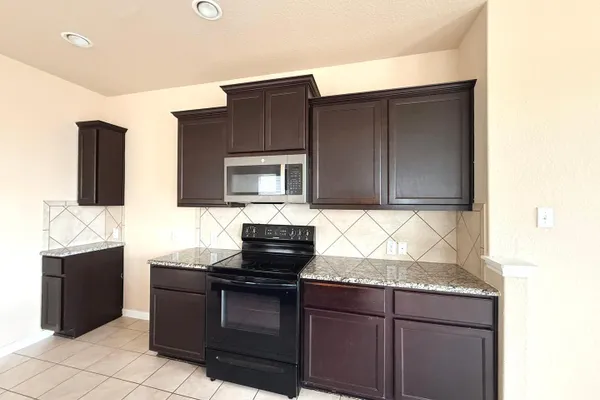 474 CENTINELA