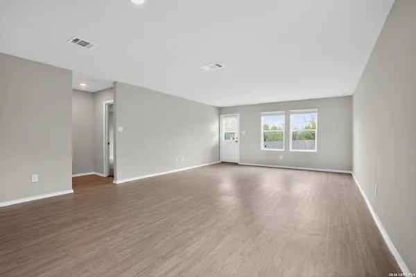 3538 BOOKER TRL