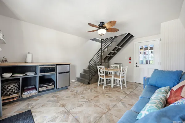 1067 FULLER DR