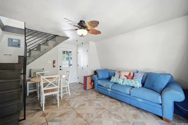 1067 FULLER DR